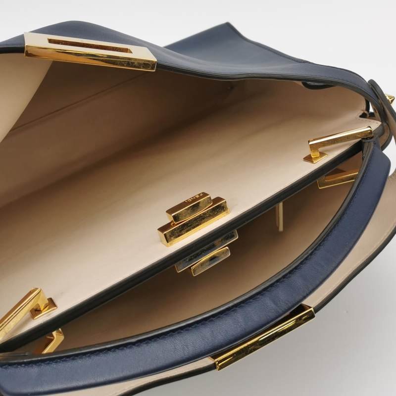 Fendi Peekaboo 躲貓貓 大號 牛皮 純色 扭鎖 手提包-6