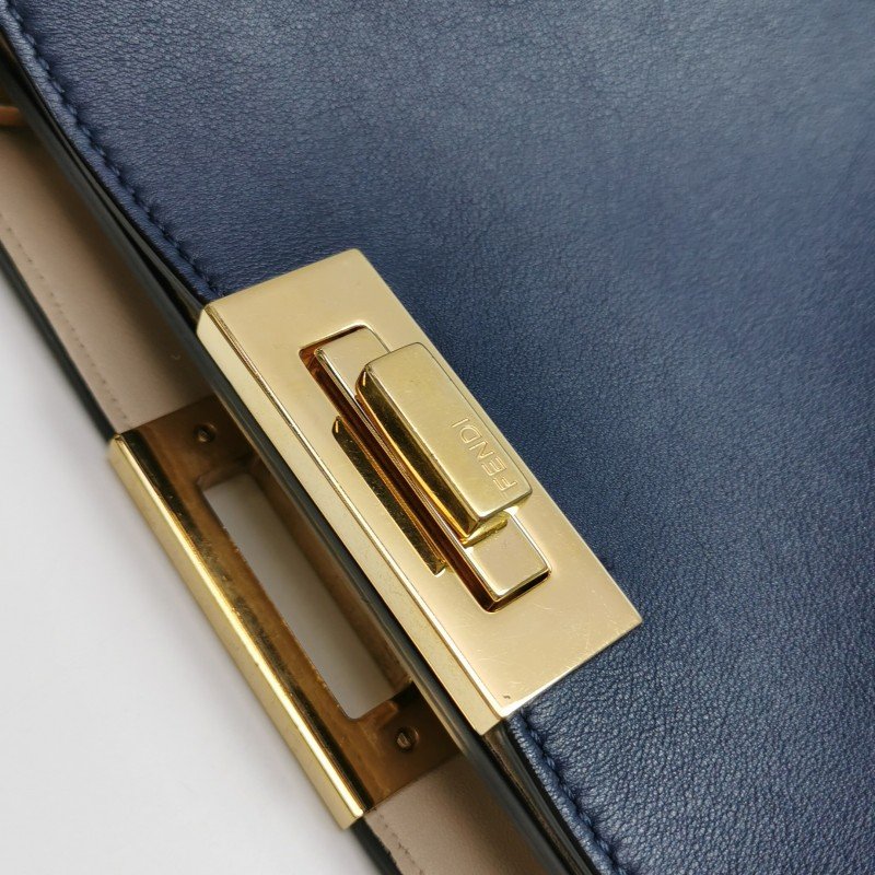 Fendi Peekaboo 躲貓貓 大號 牛皮 純色 扭鎖 手提包-11