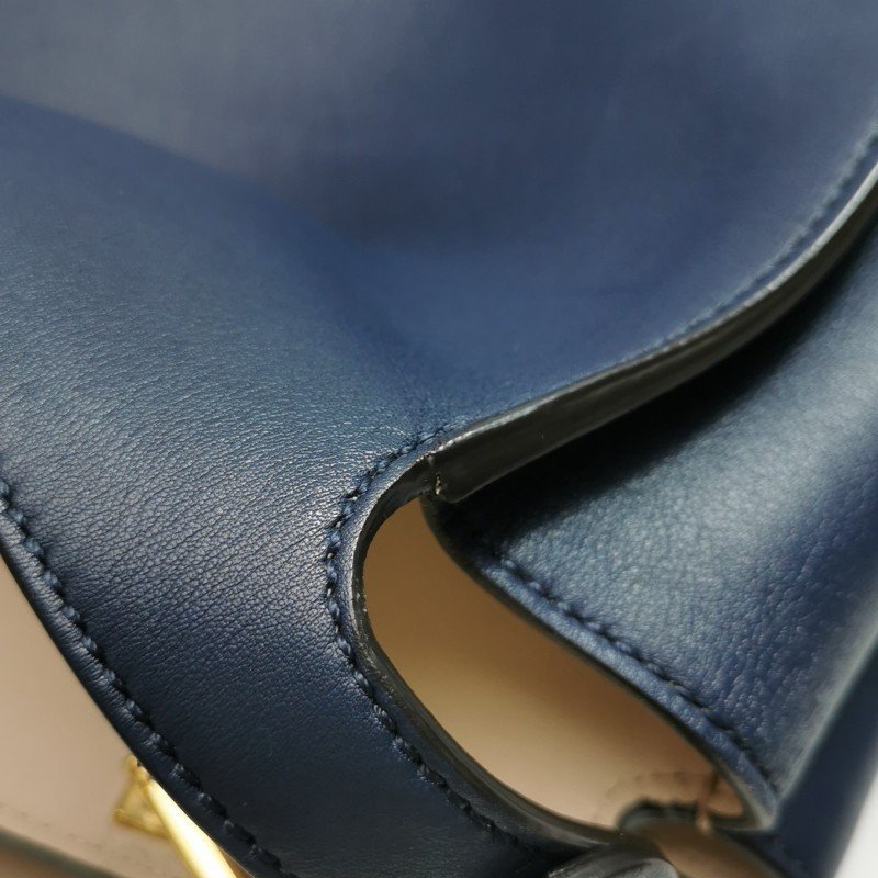 Fendi Peekaboo 躲貓貓 大號 牛皮 純色 扭鎖 手提包-14