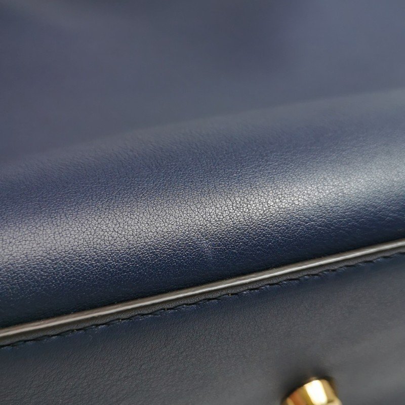 Fendi Peekaboo 躲貓貓 大號 牛皮 純色 扭鎖 手提包-16