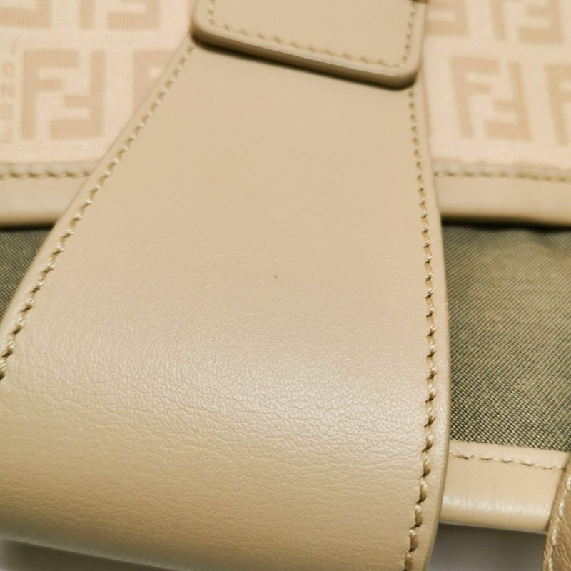 Fendi 牛皮 雙F 老花 金屬扣 單肩包-14