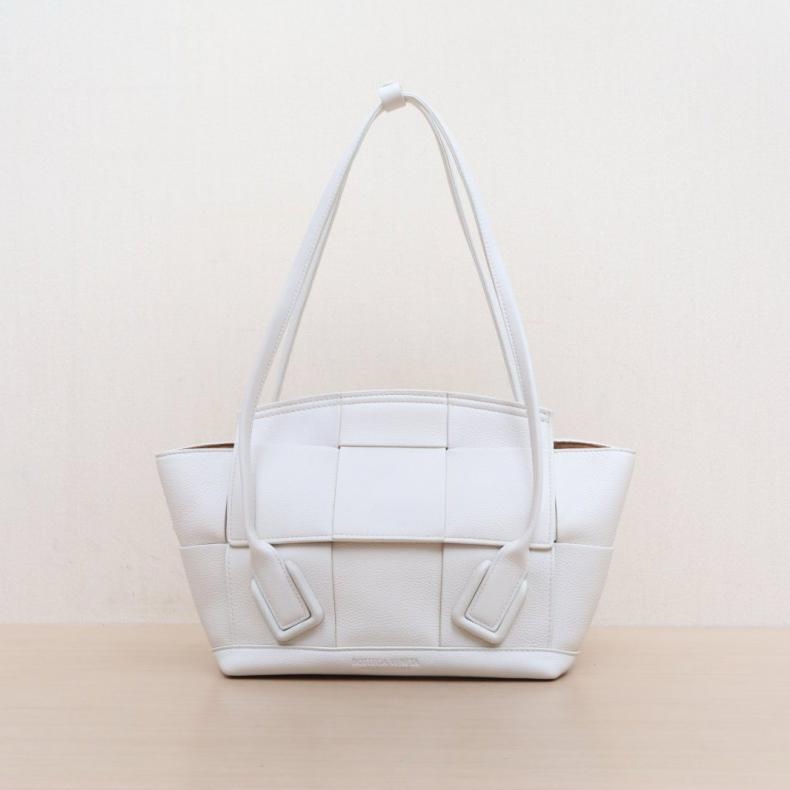 BOTTEGA VENETA(葆蝶家) Arco 小號 22 白色-0
