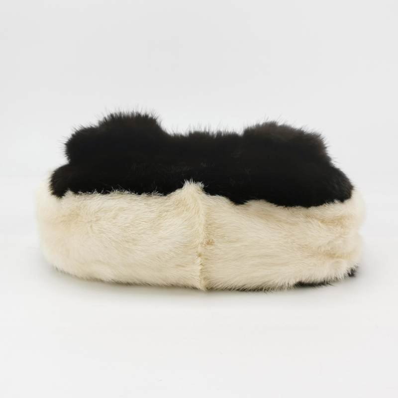 Fendi Baguette 法國包 毛絨 雙F扣環 單肩包-5