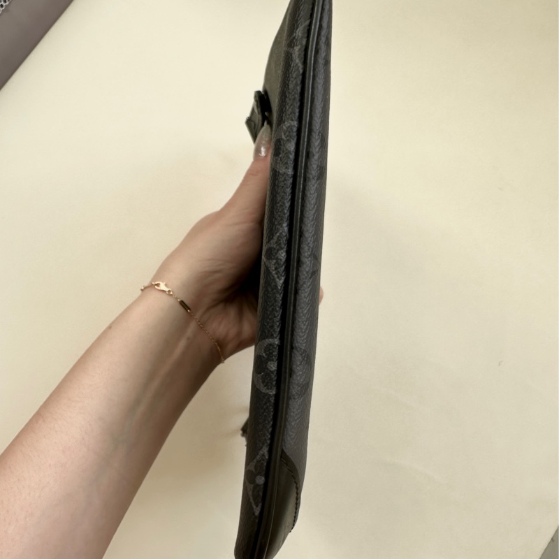 LV 雙色手拿肩背側背包-4