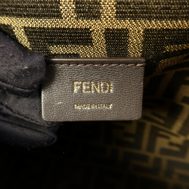 FENDI 牛皮皮革First Medium金扣肩背袋-6