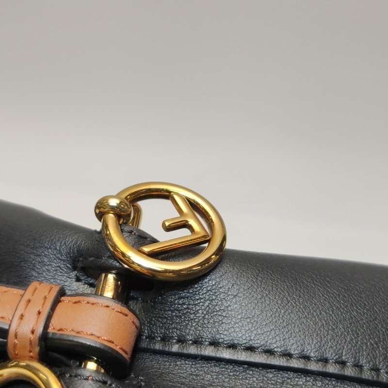 Fendi Mon Tresor 小號 牛皮 雙F 鏤空 老花 抽繩 斜背包 單肩包-10