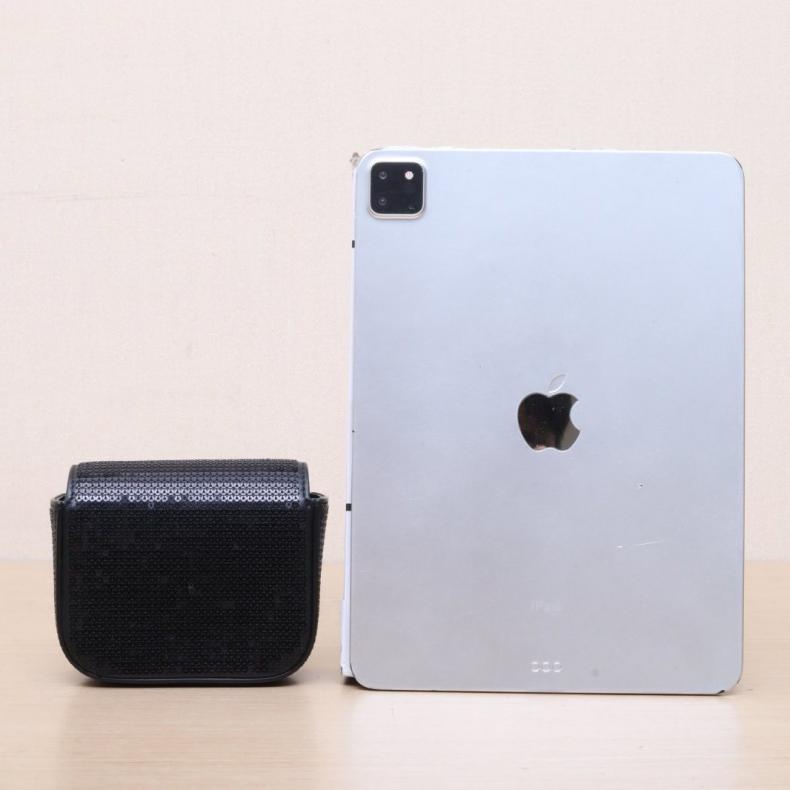 CELINE(思琳) Triomphe 凱旋門 金屬鎖扣 Mini /珠片 銀扣-2