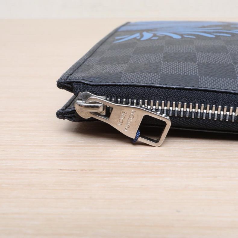 LOUIS VUITTON(路易威登) 黑棋格 PVC 2016 黑棋盤格 繩結印花 手拿包-5