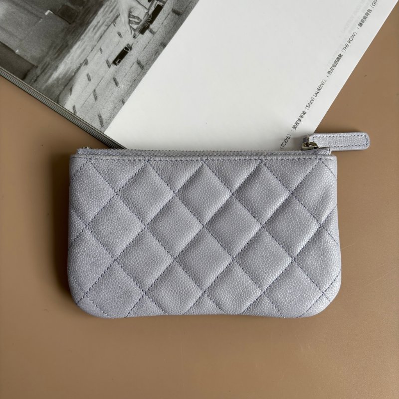 ::CHANEL:: 銀雙C淡紫色一字拉鍊零錢包 卡包 經典菱格 錢包-1