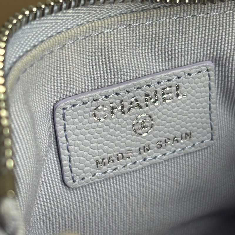 ::CHANEL:: 銀雙C淡紫色一字拉鍊零錢包 卡包 經典菱格 錢包-12