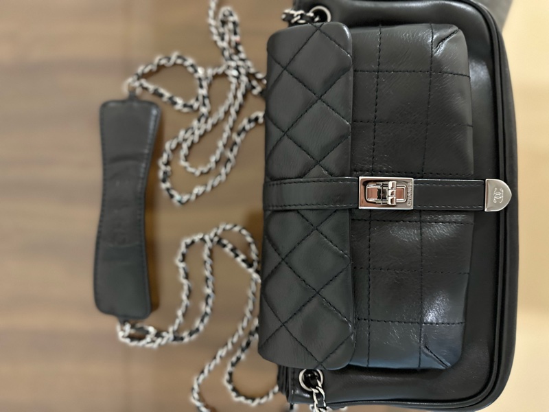 CHANEL 鏈條單肩斜背包皮革黑色二手女式-1