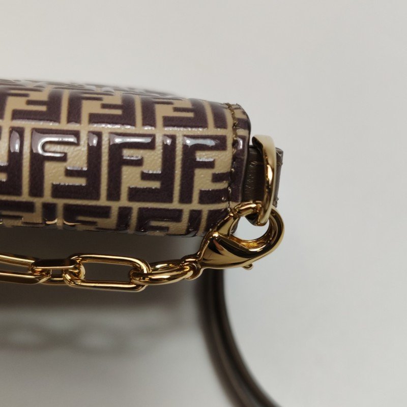 Fendi 牛皮 雙F 老花 零錢包-12