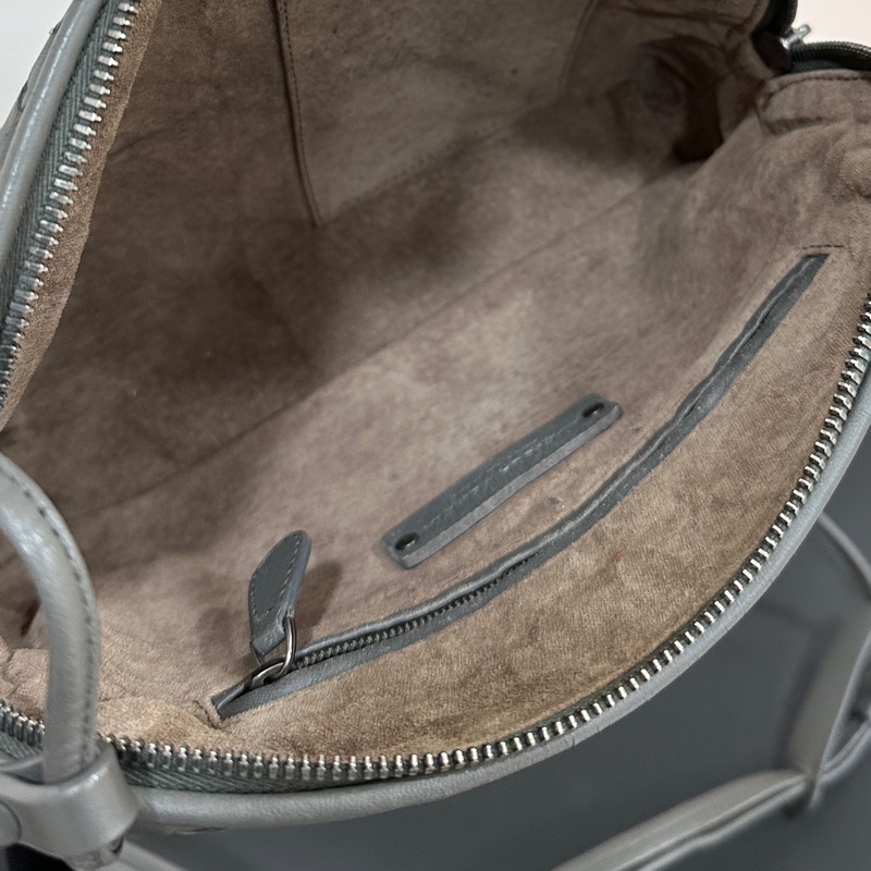 Bottega Veneta BV Nodini 灰 貝殼包 肩背包 斜背包 側背包 手提包-34