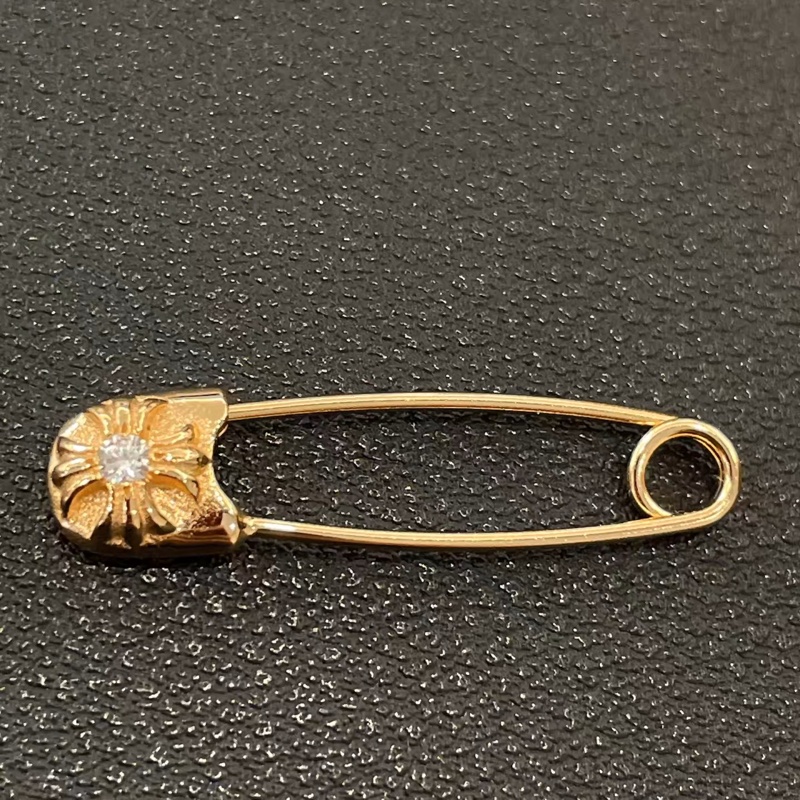 Chrome Hearts 22K 白鑽別針-5