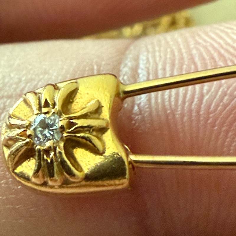 Chrome Hearts 22K 白鑽別針-11