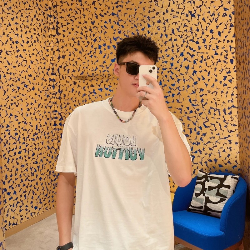 莉亞精品♡LV 白色字母串珠圓領短袖 XL 二手美品-1