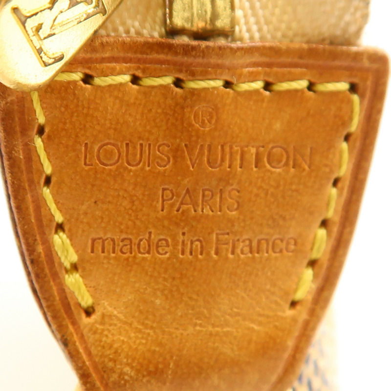 LOUIS VUITTON Damier Azur Mini Pochette Accessoires金扣鏈帶手挽袋-5