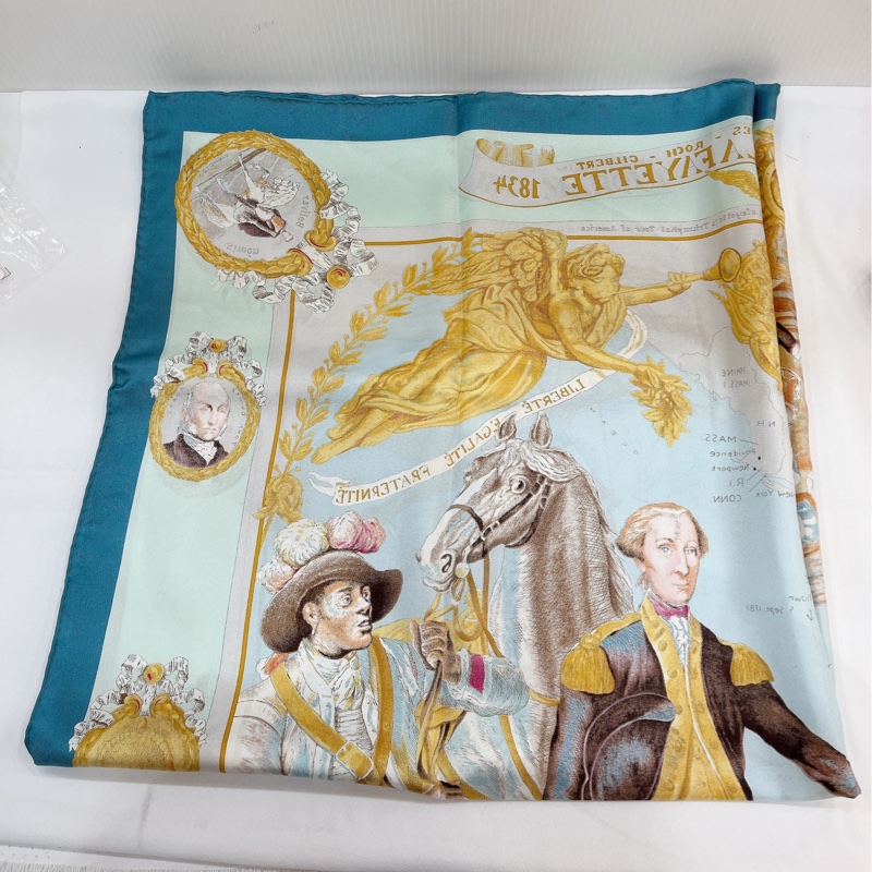 莉亞精品♡Hermes 拉斐特侯爵絲巾 近新閒置品-7