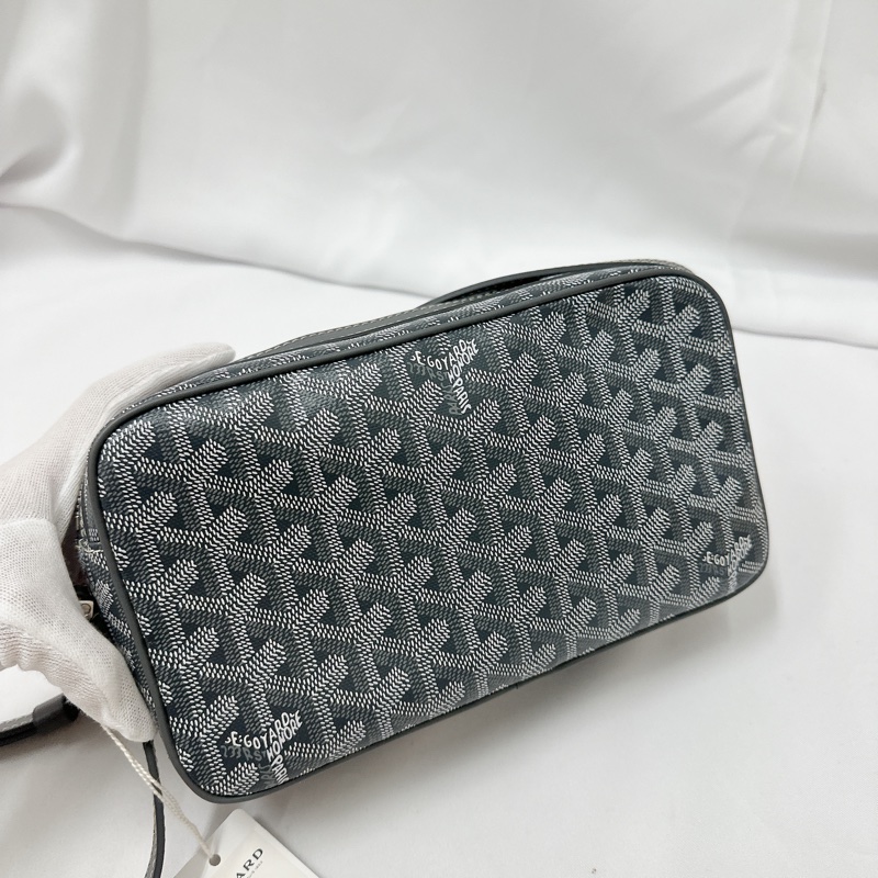 莉亞精品♡ Goyard相機包灰色 全新品-3