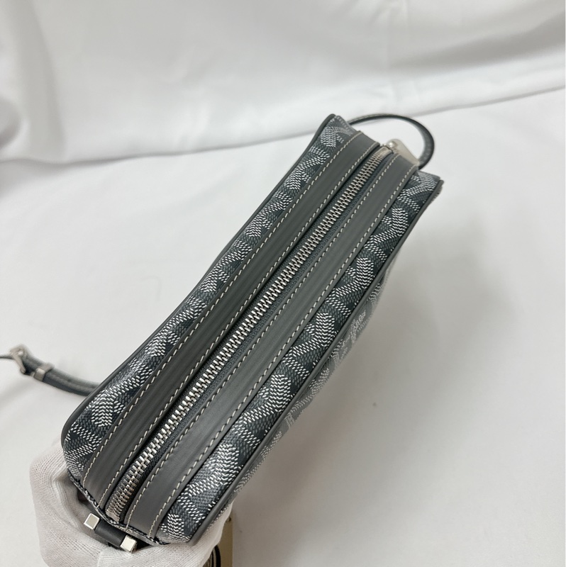 莉亞精品♡ Goyard相機包灰色 全新品-5