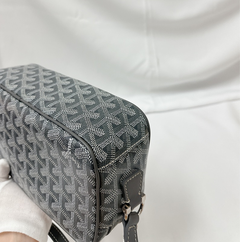 莉亞精品♡ Goyard相機包灰色 全新品-7