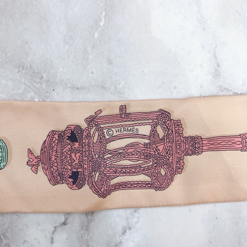 莉亞精品♡Hermes 絢麗燈籠Twilly 米粉紅色 二手美品-3