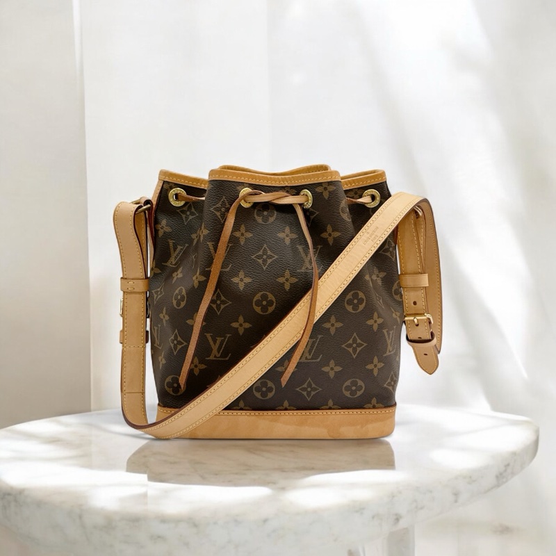 莉亞精品♡ LV 老花抽繩水桶包 二手美包-0