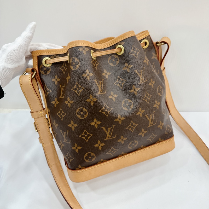 莉亞精品♡ LV 老花抽繩水桶包 二手美包-3