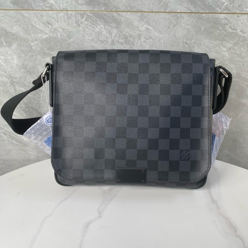 Louis Vuitton 黑色棋盤格 翻蓋郵差 男款 尺寸約26x20x7-0