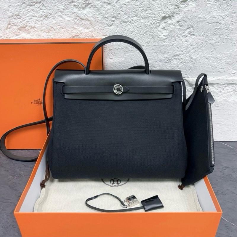 Hermes愛馬仕 herbag31黑銀 尺寸約30×26×12 Z刻-0