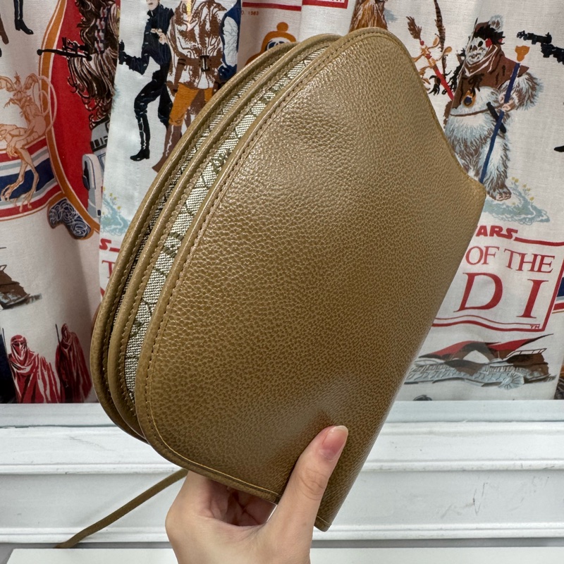 Christian Dior 馬鞍形小袋子 腋下包 斜背包 卡其色 真皮 駝色-8