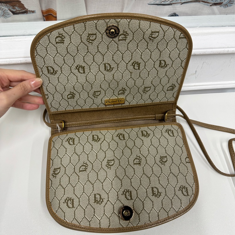 Christian Dior 馬鞍形小袋子 腋下包 斜背包 卡其色 真皮 駝色-16