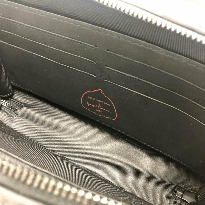 LOUIS VUITTON M81905 Monogram Dot Soft Trunk 皮夾 LV x YK Taurillon 皮革單肩包，男士，黑色-12