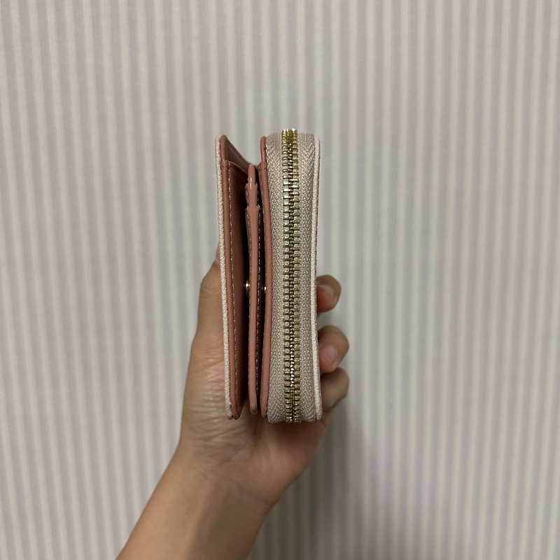 CHARLES & KEITH 粉色短夾-10