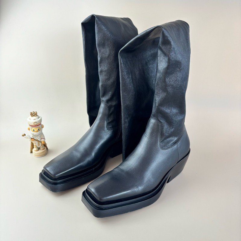 BV/葆蝶家 純黑方頭拉鍊高筒靴 36.5碼-0