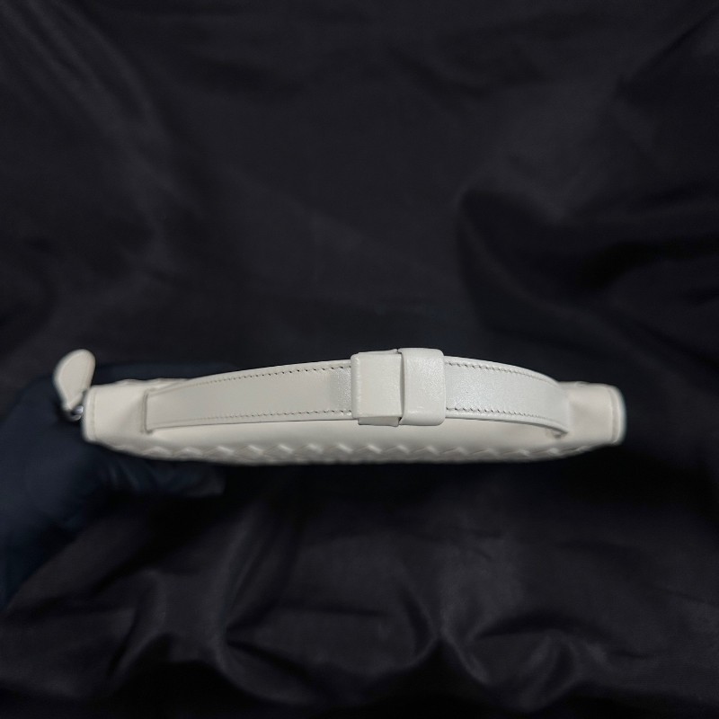 葆蝶家Bottega Veneta 白色編織手拿包 手提包-13