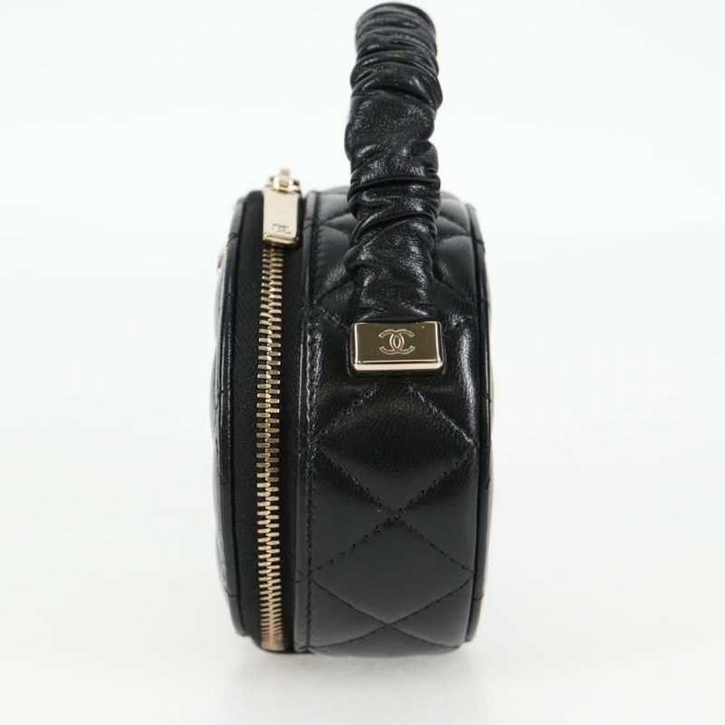 【日本直送】香奈兒 (CHANEL) 絎縫羊皮黑色金色雙C標誌手拿包 Auth 132970M-2