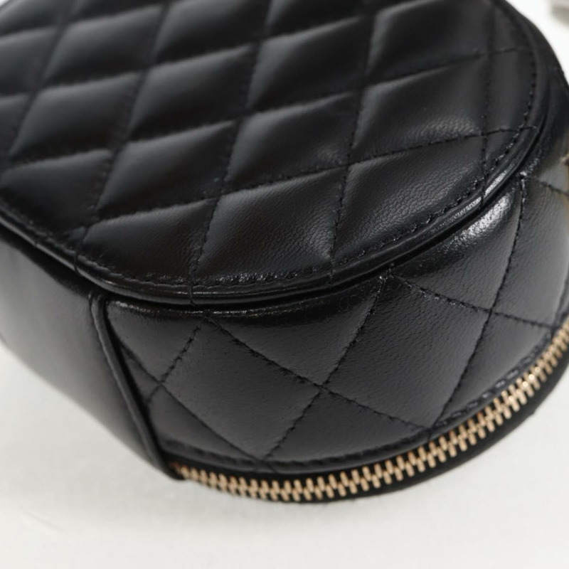 【日本直送】香奈兒 (CHANEL) 絎縫羊皮黑色金色雙C標誌手拿包 Auth 132970M-15