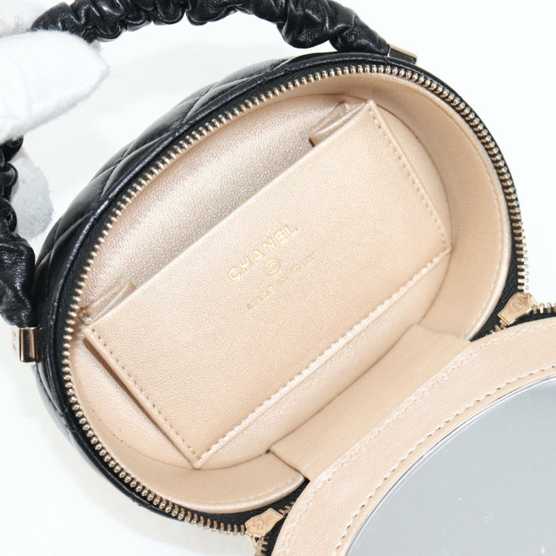 【日本直送】香奈兒 (CHANEL) 絎縫羊皮黑色金色雙C標誌手拿包 Auth 132970M-19