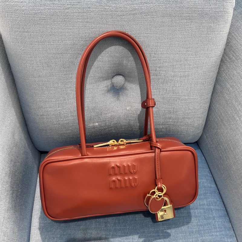 促銷品 Miu Miu Beau皮革手袋 鐵紅色-2