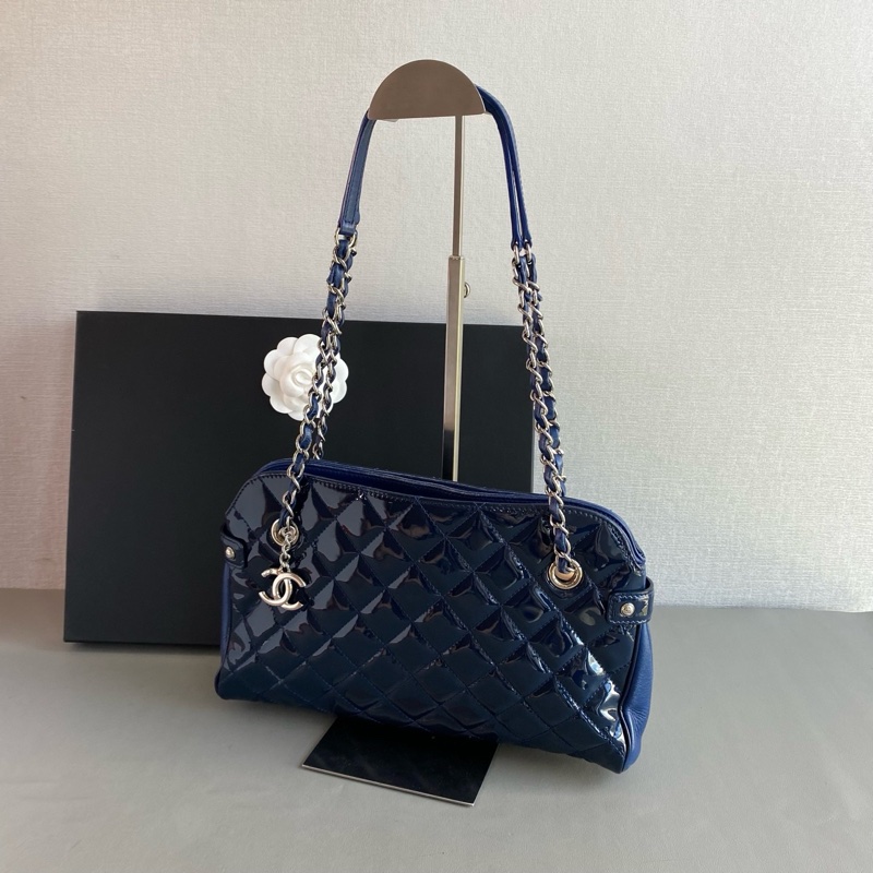 Chanel 海軍藍保齡球包-4