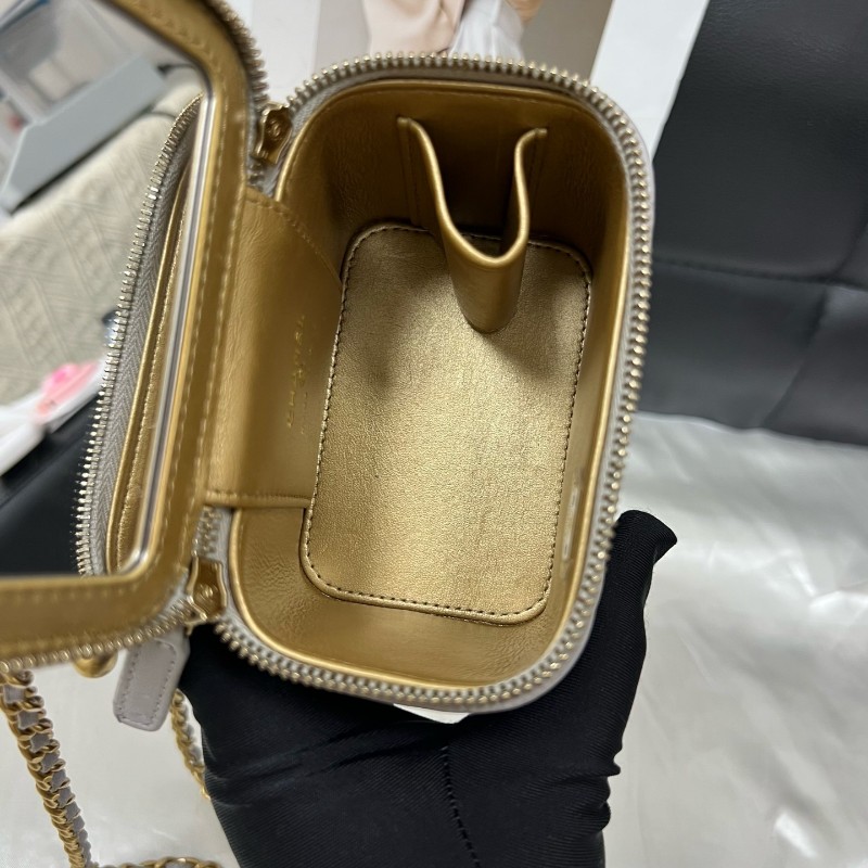 Chanel香奈兒 灰色小羊皮金球 方盒子 化妝包 斜背包 肩背包 22年 晶片款-7