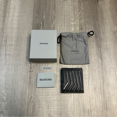 BALENCIAGA 巴黎世家 CAR 輪胎 黑 八卡 皮革 對折 短夾 皮夾 錢包