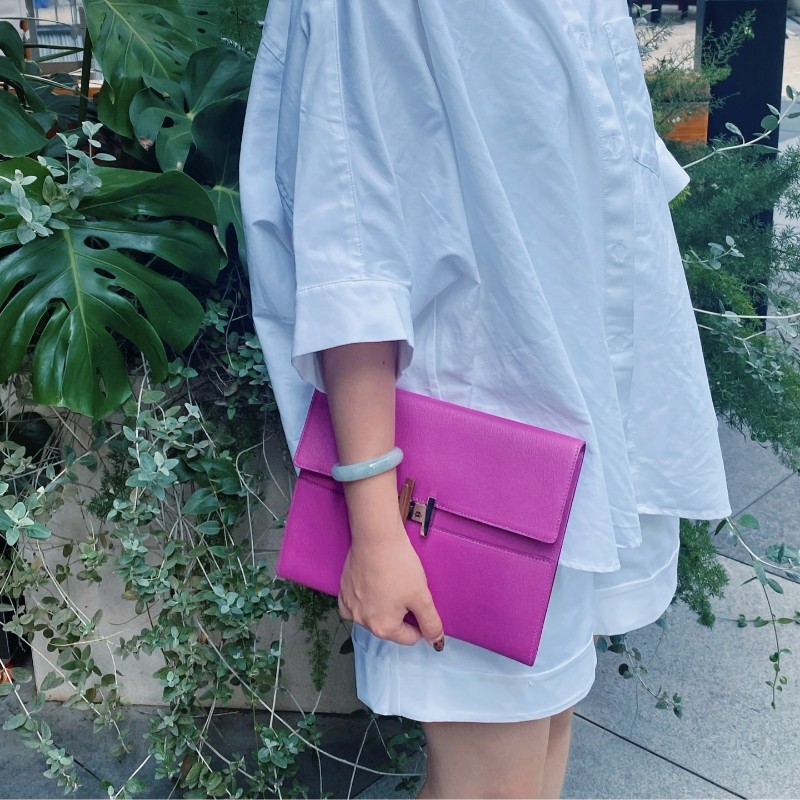 HERMES 愛馬仕 Cinhetic 海葵紫銀扣手拿包 C刻 底長25cm-6