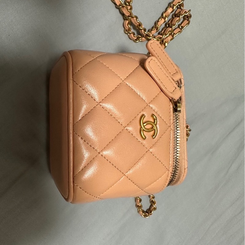 chanel 小盒子鮭魚粉 日本帶回-0