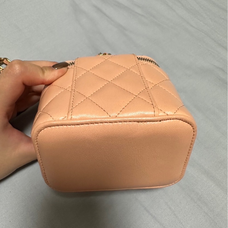 chanel 小盒子鮭魚粉 日本帶回-2
