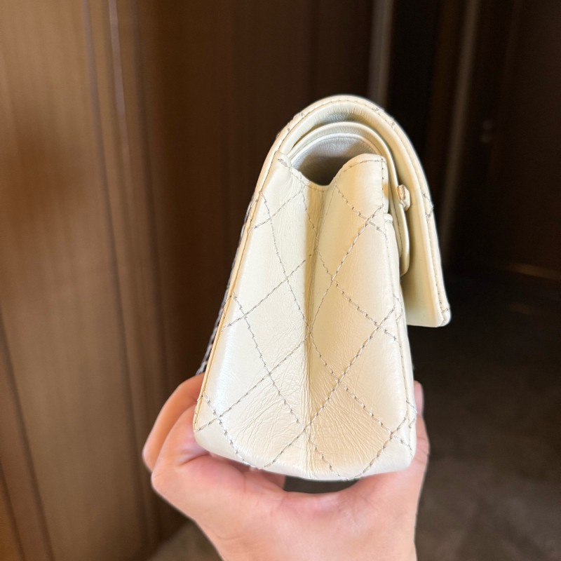 Chanel香奈兒 2.55 大mini 白色肩背包 斜背包-2