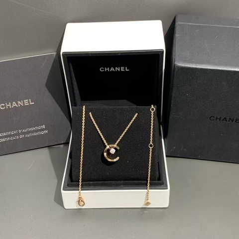 chanel香奈兒cococrush系列水冰月項鍊，2023年購入