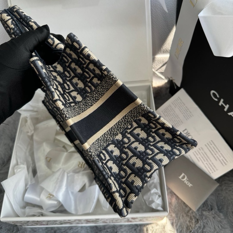 Dior book tote 老花 托特小號-1