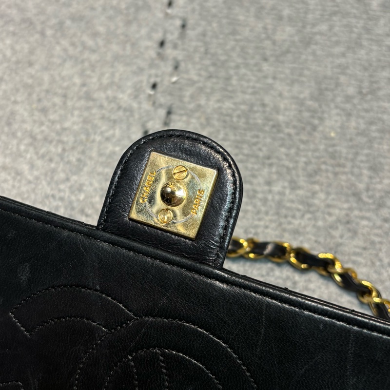 🏷️ Chanel woc-13